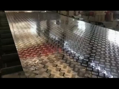 अच्छी कीमत चेकरी एल्यूमीनियम डायमंड प्लेट 6082 1060 1100 5052 एल्यूमीनियम चेकरी प्लेट